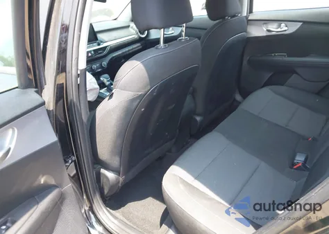 2024 Kia Forte Lx/Lxs z USA, uszkodzony, nr VIN 3KPF24AD8RE771047